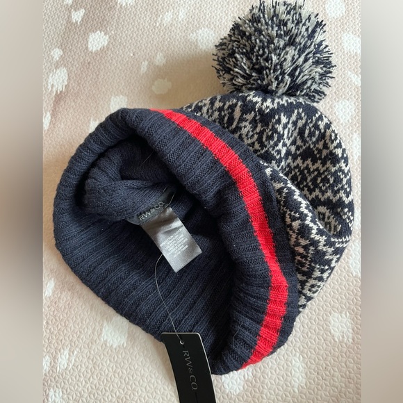 RW&CO Hat with Pom, Nordic design, BNWT - Picture 3 of 3